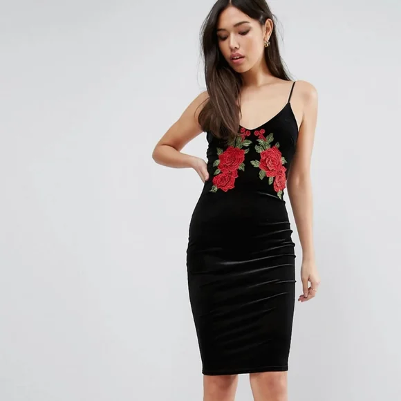 Black Velvet Dress - Picture 2 of 12